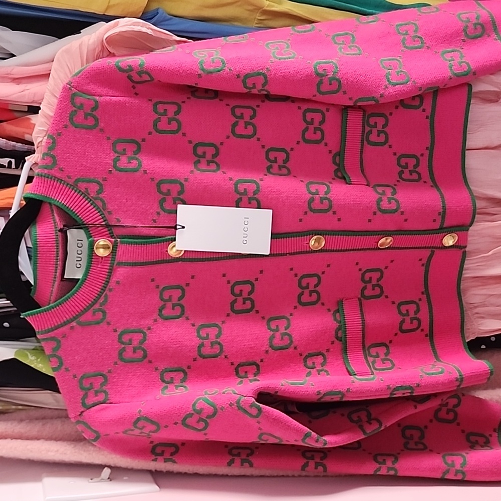 Brand new GG cardigan sweater in pink * green- Size L